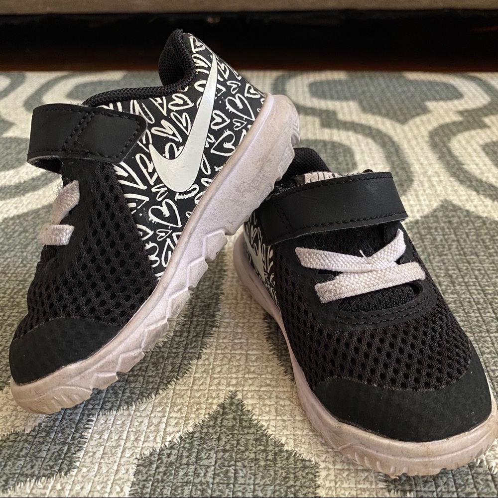 NIKE Baby Flex Experience RN 5